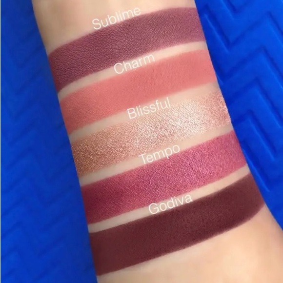 Ofra Cosmetics: Symphony Signature Palette NIB - Picture 6 of 11